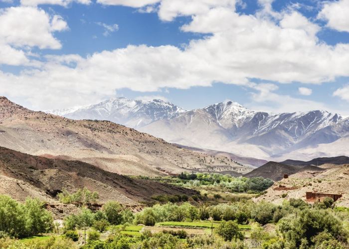 Atlas mountains morocco high visit errachidia oasia